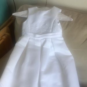 Flower girl white dress